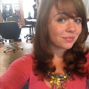 Meet your Posher, Hillary